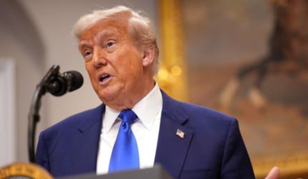 Donald Trump Signals De‑Escalation, Delays Iran Strikes After 'Productive Talks'